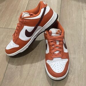 Nike women dunk low organge brown